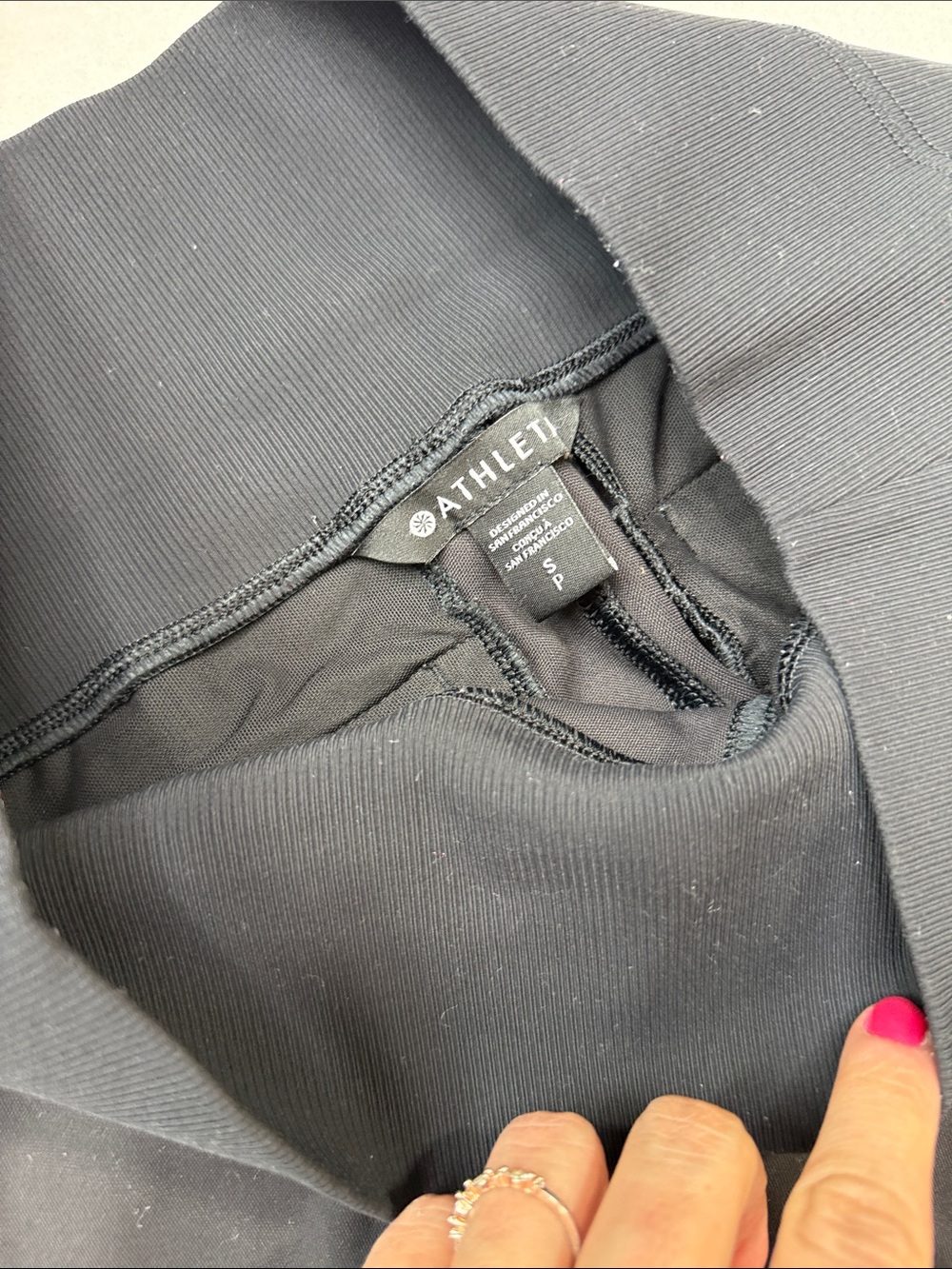 Athleta Jogger Sweatpants High Waisted Black size Womens Small - Picture 5 of 11